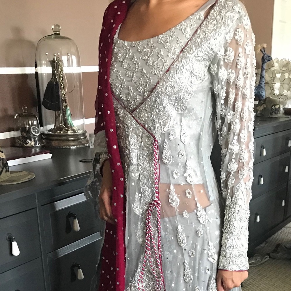 Zainab Chottani brand new Silver Gray Bridal - Picture 2 of 8